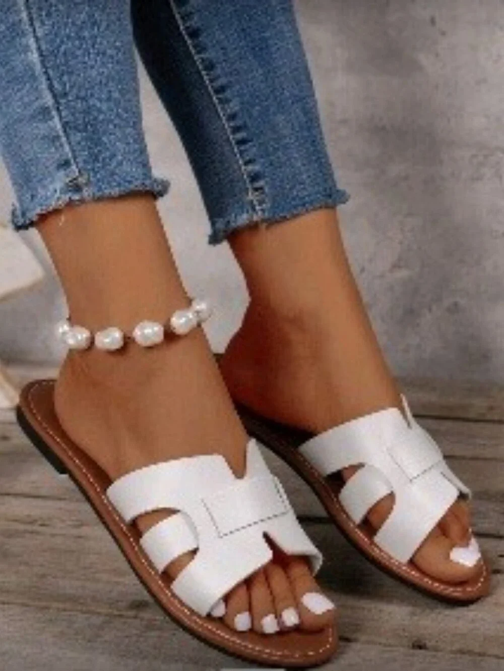 NWOT Faux Leather H Cut Out Flat Slide Sandals, 41 (US 9.5), White